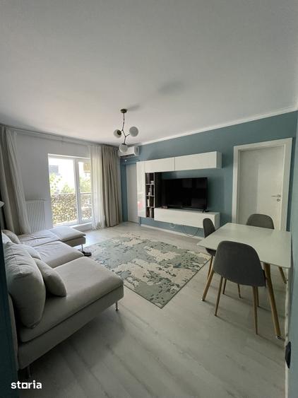 Apartament cu 3 camere semidecomandat în Theodor Pallady