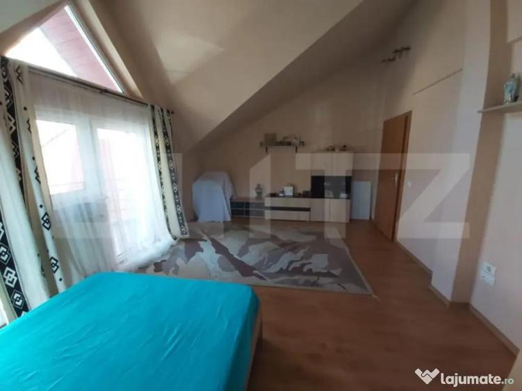 Casă cu 3 camere cu Teren 527 Mp în George Enescu