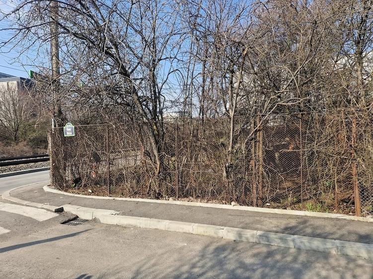 Casă cu Teren 229 Mp în Băneasa
