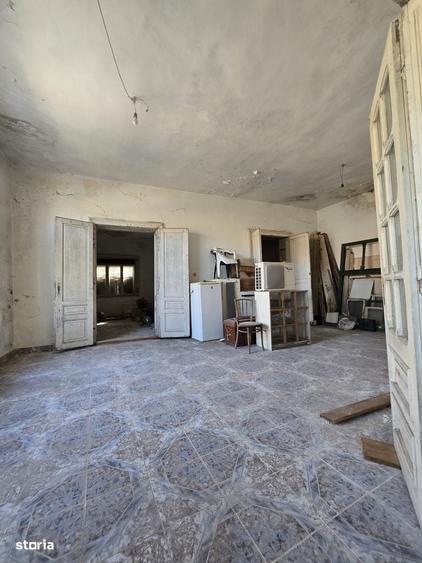 Casă cu 4 camere în Ciupercenii Noi