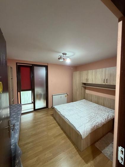 Apartament cu 3 camere în Gura Văii