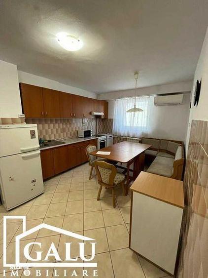 Apartament cu 3 camere decomandat, mobilat în Spitalul Județean