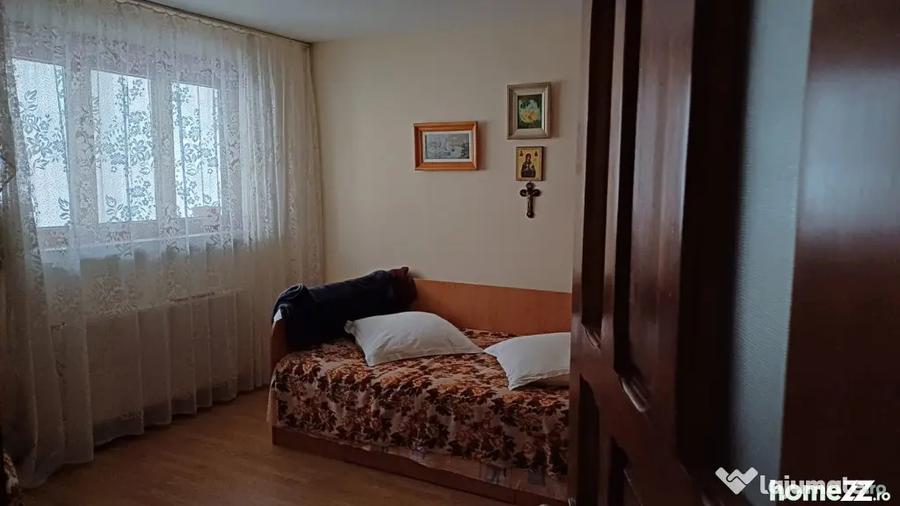Casă cu 4 camere cu Canalizare în Granit