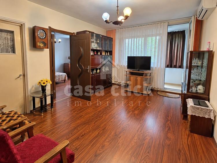 Apartament cu 2 camere semidecomandat în Țiglina 1
