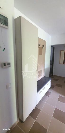 Apartament cu 2 camere, mobilat în Lipovei