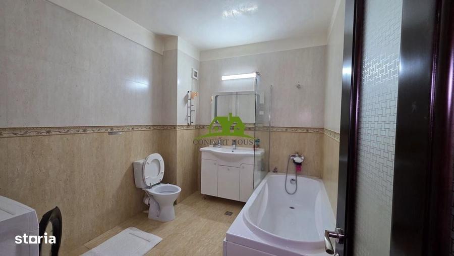 Apartament cu 3 camere în Republicii