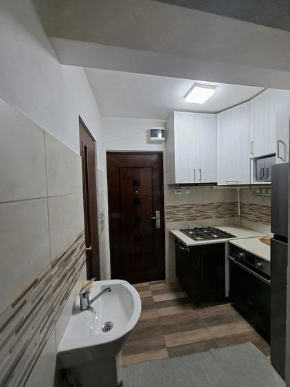 Garsonieră decomandată în Nord
