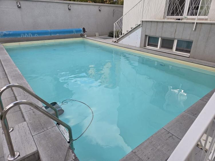 Casă individuală cu 5 camere cu Piscina în Tomis Plus