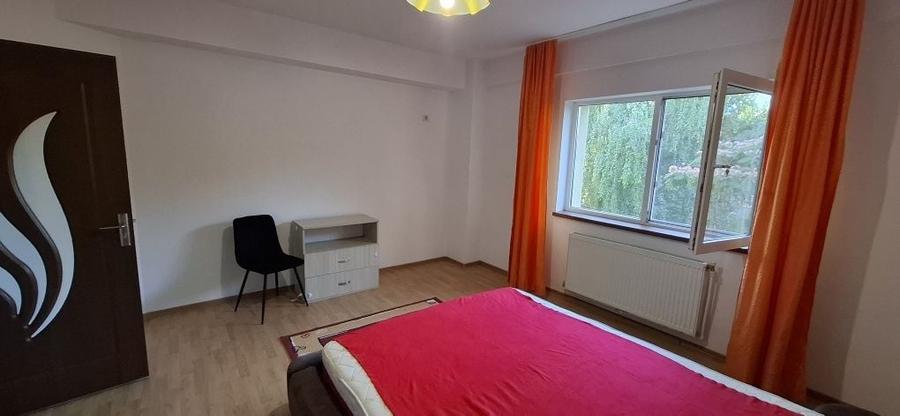 Apartament cu 2 camere decomandat în Energia