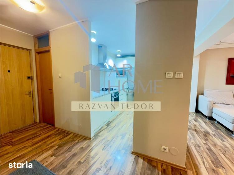 Apartament cu 3 camere decomandat în Democrației