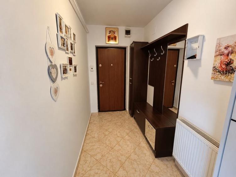 Apartament cu 2 camere decomandat în Florești