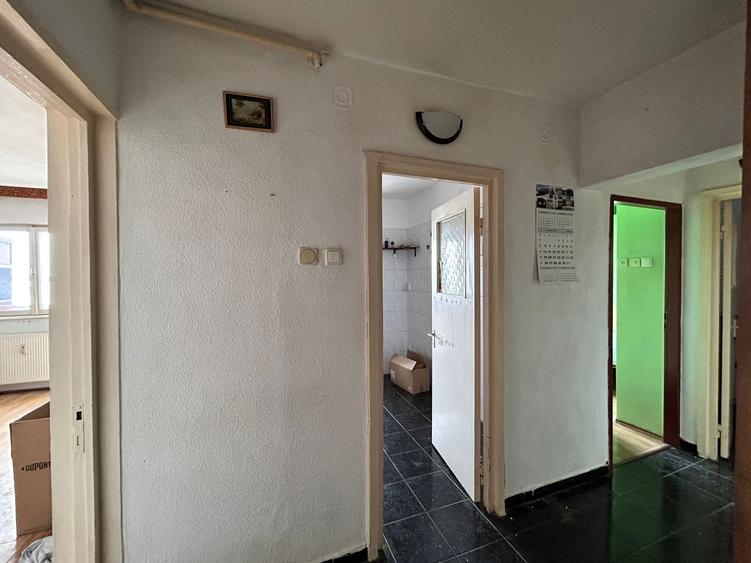 Apartament cu 2 camere decomandat, mobilat în Vest