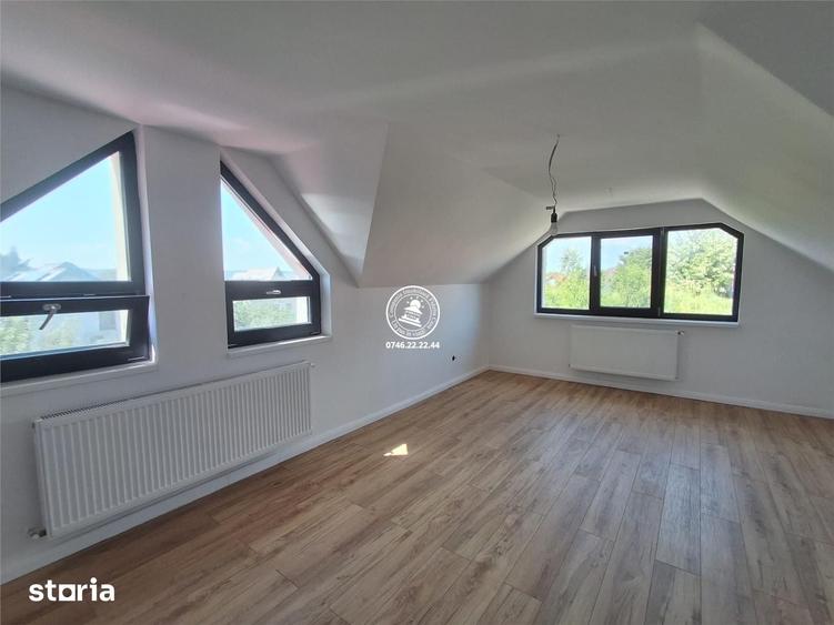 Casă cu 6 camere cu Teren 500 Mp în Păcurari