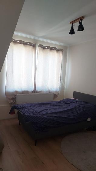 Apartament cu 4 camere semidecomandat, mobilat în Florești