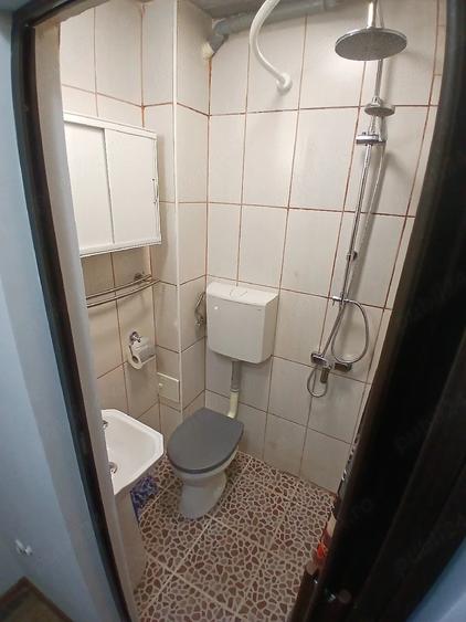 Garsonieră decomandată în Drumul Taberei