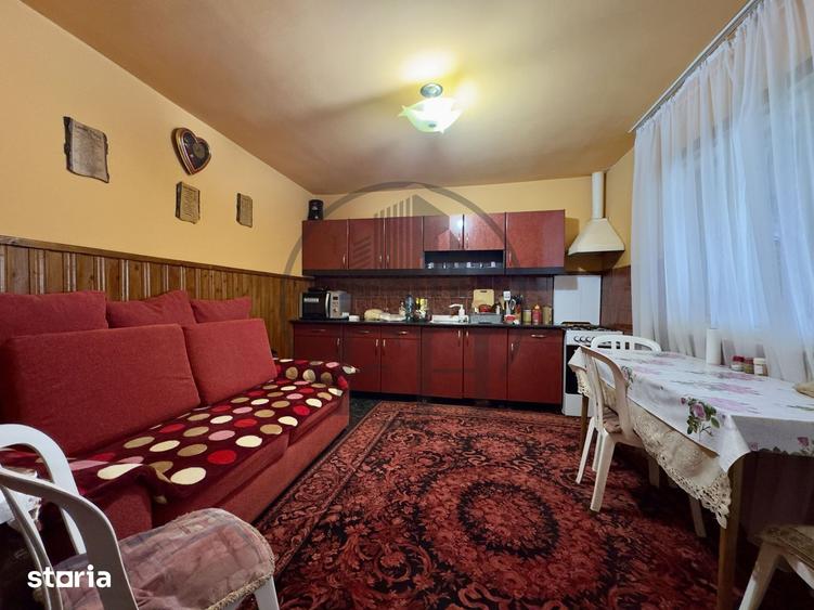 Casă cu 4 camere cu Teren 1054 Mp în Corbu
