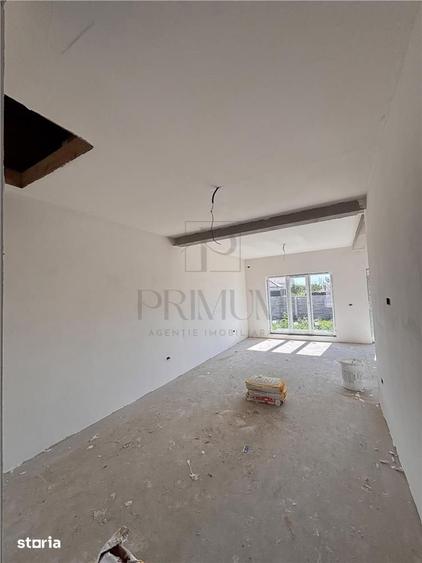 Casă cu 3 camere cu Teren 250 Mp în Central