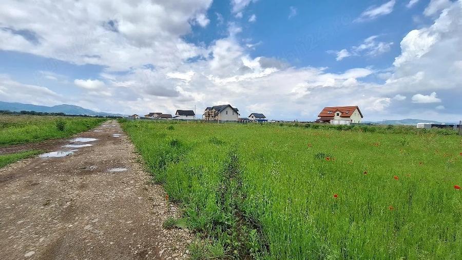 Teren de 1189 mp, în Central