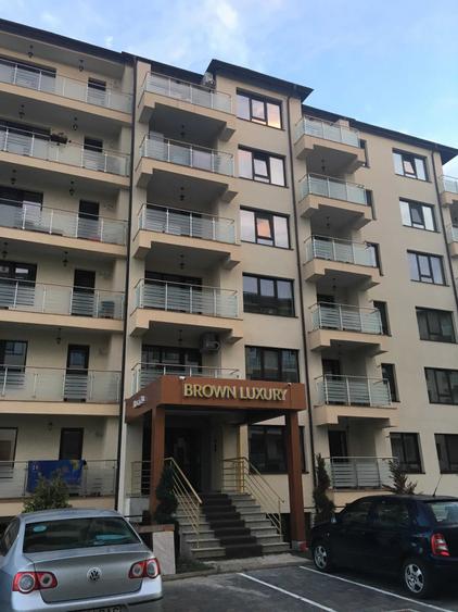 Apartament cu 3 camere semidecomandat în Valea Lupului