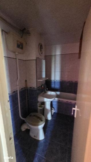 Apartament cu 3 camere în Micro 14