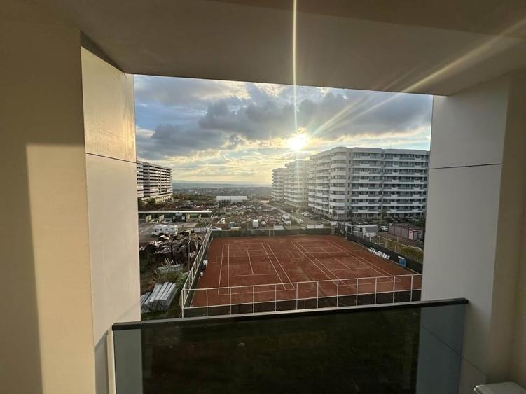 Apartament cu 3 camere semidecomandat, mobilat în Copou
