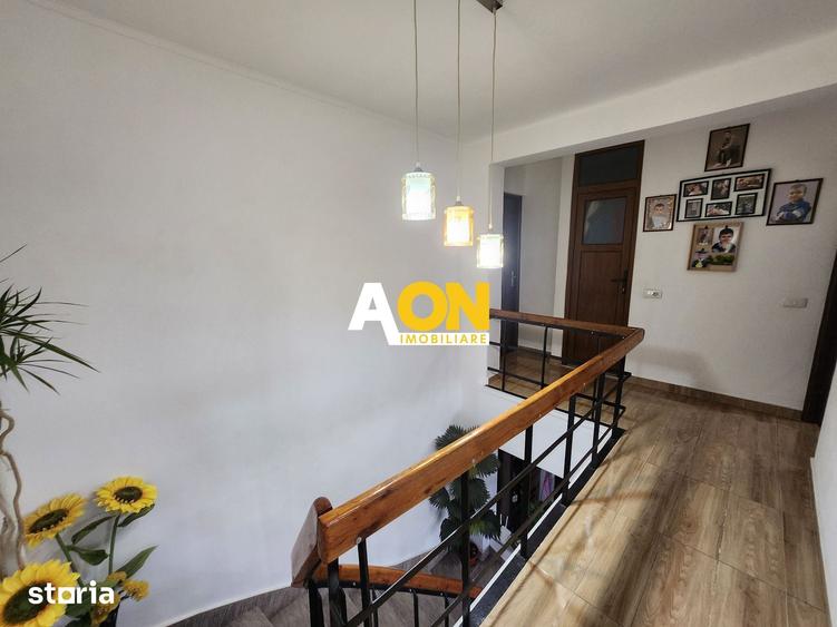 Apartament cu 5 camere în Cetate