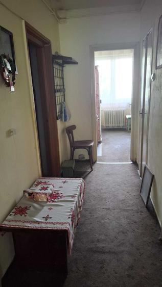 Apartament cu 3 camere decomandat în Grigorescu
