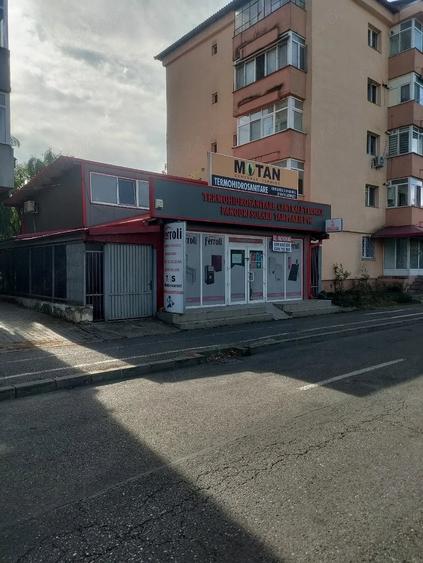 Spațiu comercial, de 160 mp, în Central