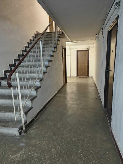 Apartament cu 2 camere decomandat în Panduri