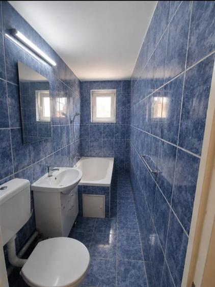 Apartament cu 2 camere semidecomandat în Șagului