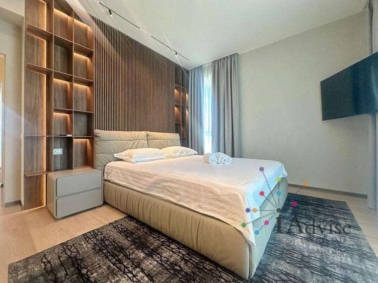Apartament cu 4 camere decomandat, mobilat în Central