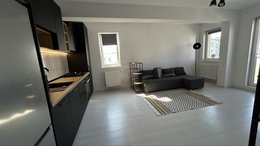 Apartament cu 2 camere semidecomandat în Central