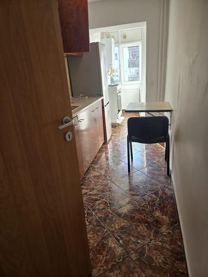 Apartament cu 2 camere decomandat în Albești