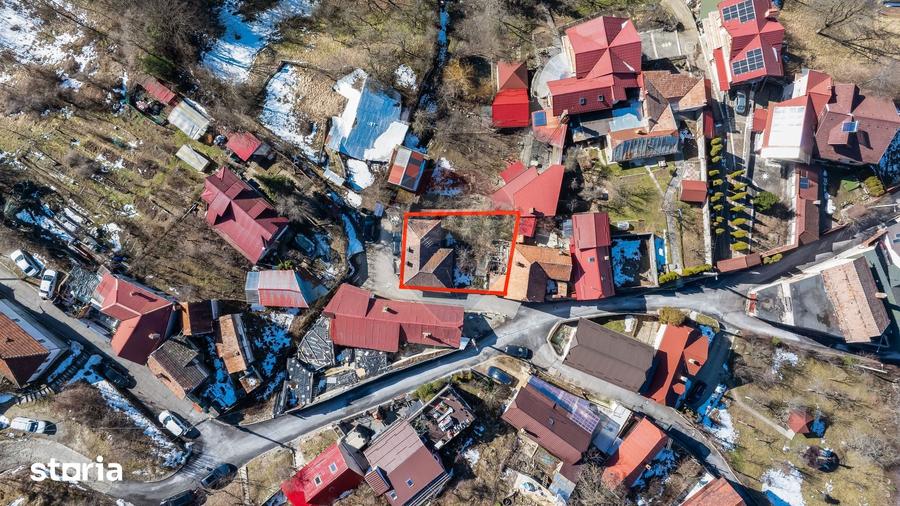 Casă cu 2 camere cu Teren 230 Mp în Schei