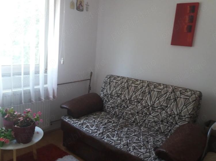 Garsonieră decomandată în Central