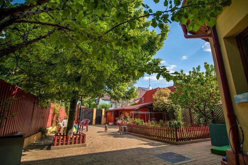 Casă individuală cu 5 camere cu Canalizare în Drumul Găzarului