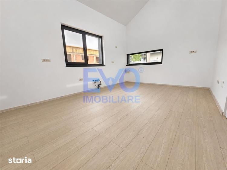 Casă cu 4 camere cu Teren 588 Mp în Bârnova