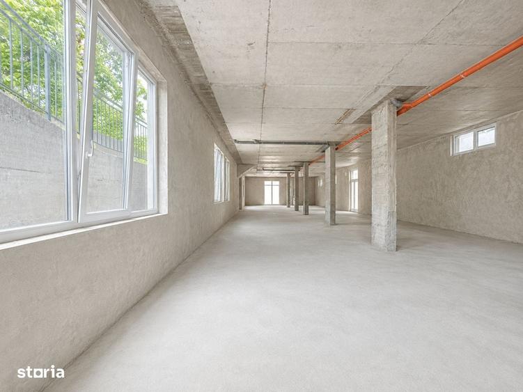 Spațiu comercial, de 177 mp, în Florești