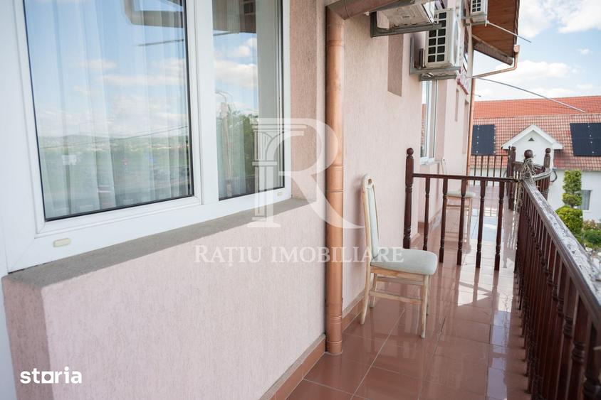 Casă cu Teren 720 Mp în Sânmartin
