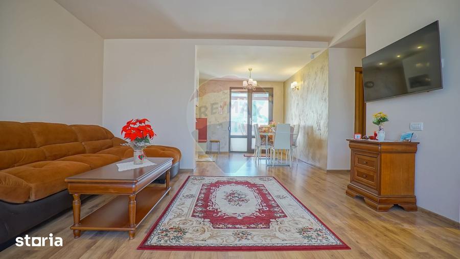 Casă cu 4 camere cu Teren 742 Mp în Dârste