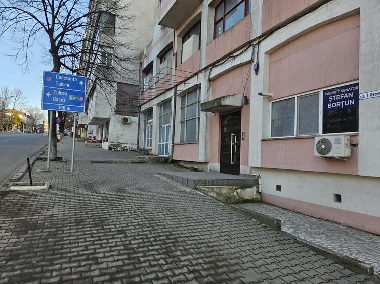 Spațiu comercial, de 132 mp, în Măcin