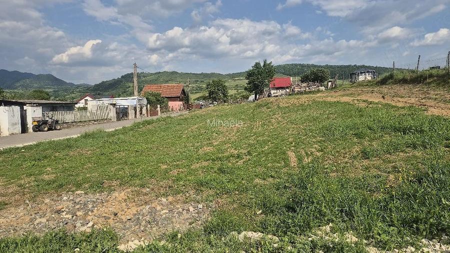 Teren intravilan langa DEVA