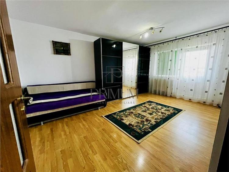 Apartament cu 2 camere decomandat, mobilat în Steaua