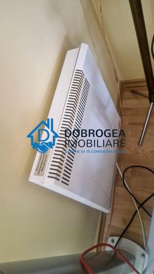 Casă individuală cu 3 camere cu Canalizare în Central