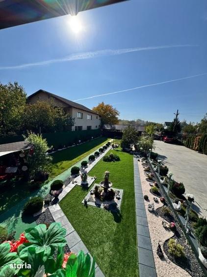Casă cu 6 camere cu Teren 4000 Mp în Firiza