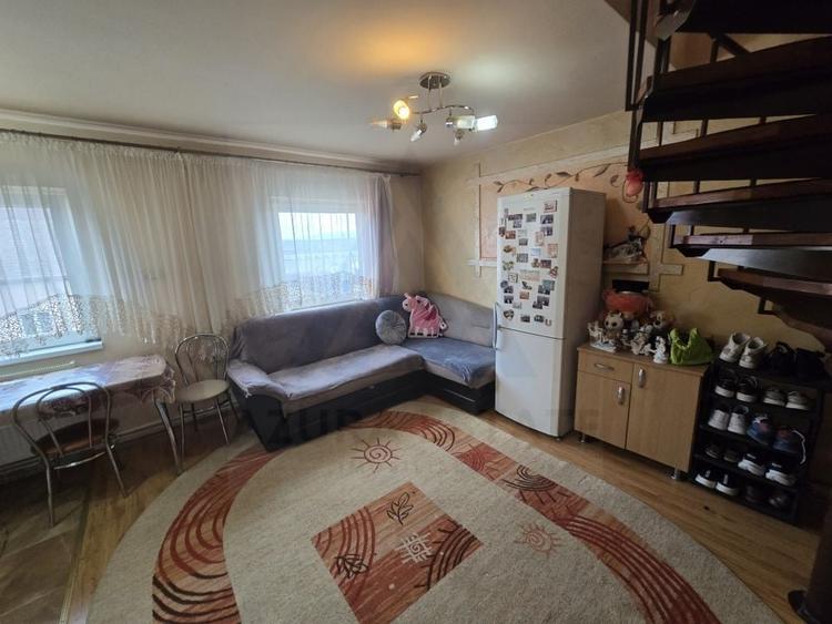 Apartament cu 2 camere decomandat, mobilat în Broscărie