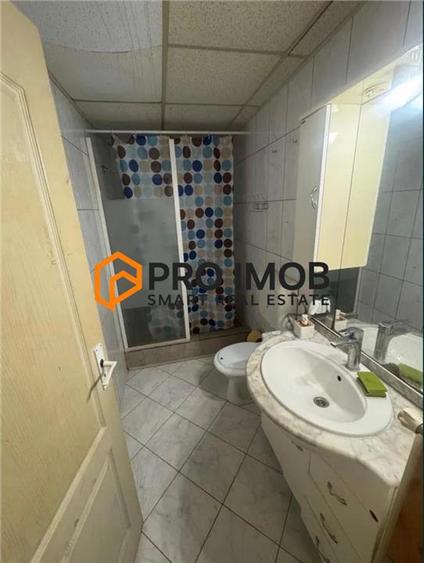 Apartament cu 2 camere decomandat, mobilat în 1 Decembrie
