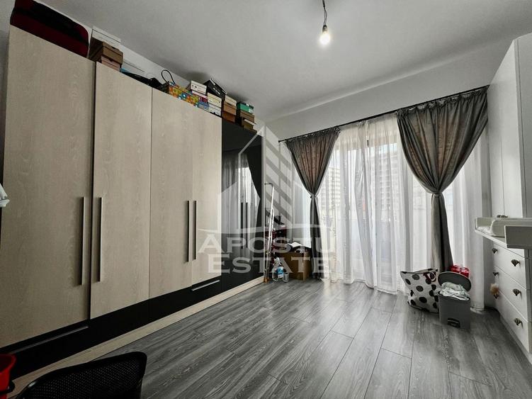 Apartament cu 3 camere decomandat, mobilat în UTA