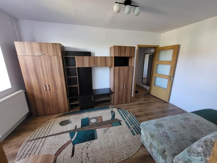 Apartament cu 2 camere în Complex Studențesc