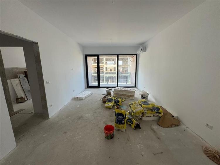 Apartament cu 3 camere decomandat în Nord